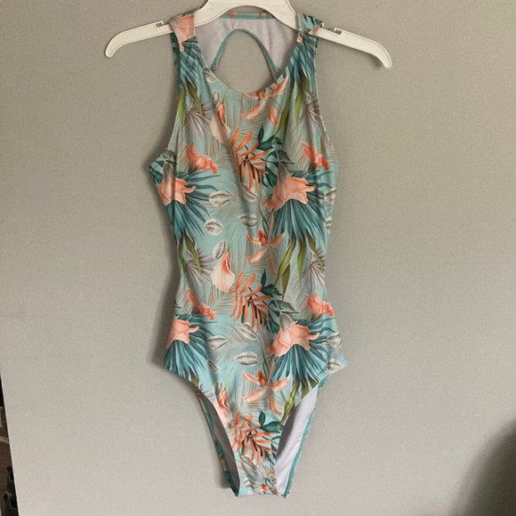 Shein one piece swimsuit - Picture 1 of 7